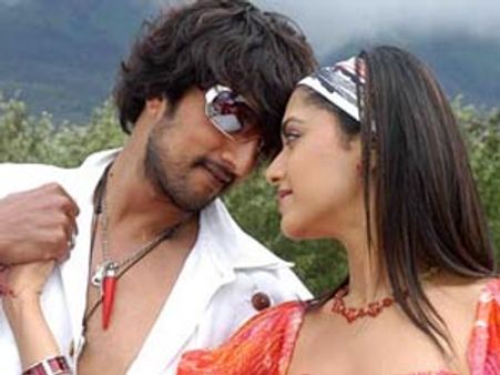 20 சண்டை, எக்கச்சக்க கூலிப்படையினருடன் தமிழுக்கு வரும் கூலி!