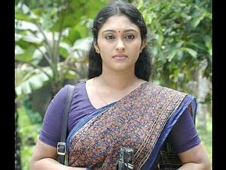 கிளாமர் எனக்கு சரிப்பட்டு வராது – 'மீனாட்சி' ஸ்ரீஜா