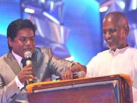 நாங்கள்லாம் மியூசிக் டைரக்டர்கள்... ஆனா அப்பா ஒருத்தர்தான் மியூசிக் கம்போஸர்! - யுவன்