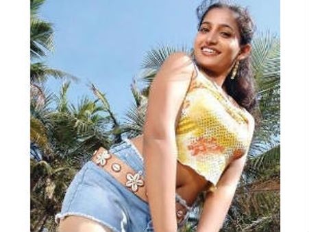 கிளிசரின் போட்டு அழ மாட்டேன்: 'சீரியல்' சந்தோஷி