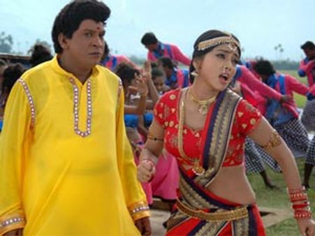 நட்புக்காக நடிப்பு... வில்லங்கமான சம்பளம்!