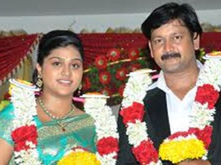 உதிரிப்பூக்களில் திருப்பம்: சக்தியின் திருமணத்தில் சிக்கல் வருமா?