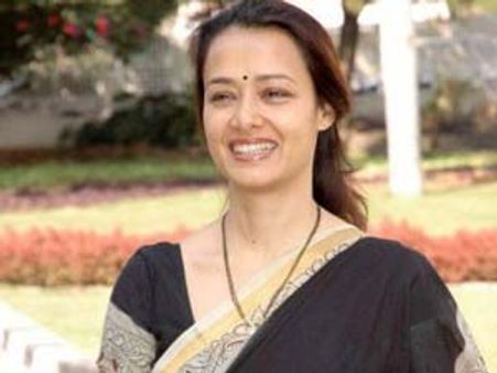 20 ஆண்டுகளுக்குப் பின் மீண்டும் நடிக்க வரும் அமலா!