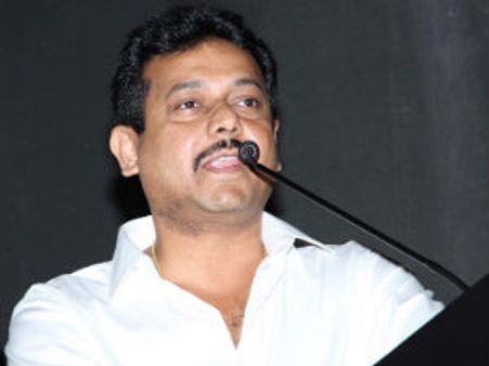 உங்கவீட்டுப் பிள்ளையா நினைச்சி என்னை மன்னிச்சிடுங்க - ஹன்ஸ்ராஜ் சக்சேனா!