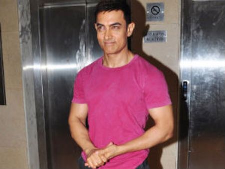 பூர்வீக நிலத்தில் விவசாயம் செய்யும் ஆமீர் கான்