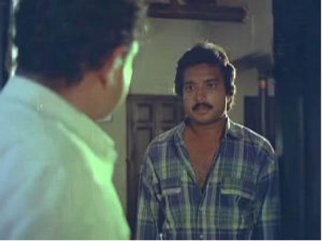 கதைக்கு பஞ்சமோ பஞ்சம்... ரீமேக்கில் 9 பழைய தமிழ்ப் படங்கள்!