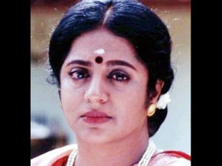 நடிகை ஸ்ரீவித்யாவின் சொத்து விவகாரம்: கேரள அமைச்சர் மீது சகோதரர் புகார்