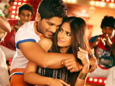 'ஈ'யை விரட்டி விட்ட ஜுலாயி!