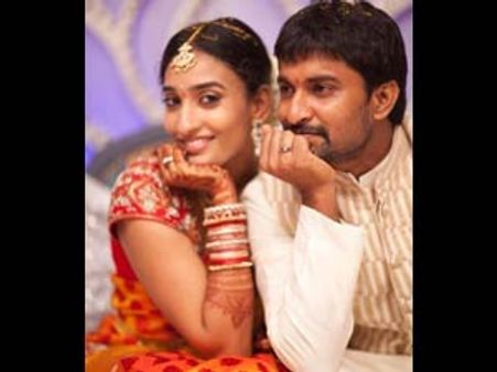 காதலி அஞ்சனாவுடன் 'நான் ஈ' நானிக்கு திருமண நிச்சயதார்த்தம்!