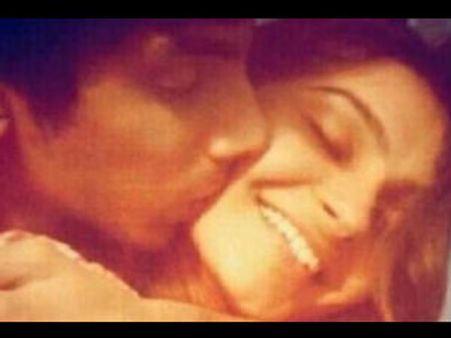 'ஹ... அது.. 18 மாசம் முன்னாடி அடிச்ச கிஸ்.. !' - ஆன்ட்ரியா