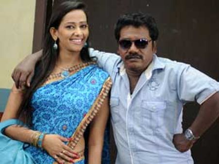 நான் ரியல் எஸ்டேட்டை நம்பல... ரீல் எஸ்டேட்டைதான் நம்பறேன்! - கருணாஸ்