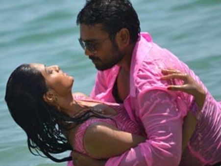 இன்று ரிலீசாகவிருந்த பாண்டி ஒலி பெருக்கி நிலையம் படத்துக்கு நீதிமன்றம் தடை!