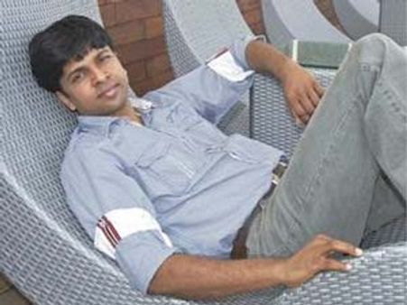 சேட்டையில் மதன் கார்க்கியின் 100 வது பாடல்