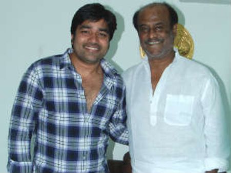 தில்லு முல்லு ரீமேக் குழுவுக்கு ரஜினி - கமல் வாழ்த்து!