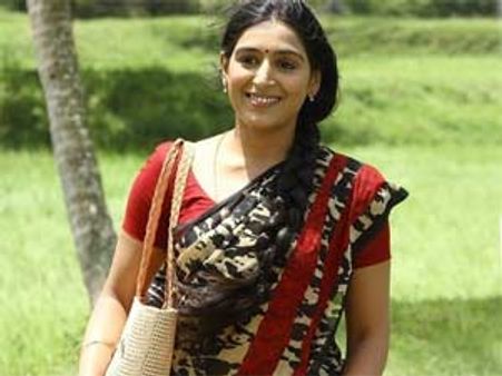 தமிழ்ல என்னை ஏன் ஒதுக்கறாங்கன்னே தெரியலயே! - பத்மப்ரியா