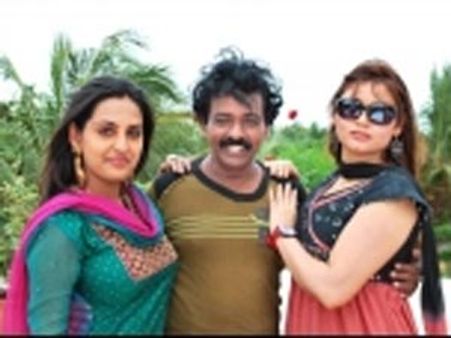 நடிகரின் திருமண மோசடி, செக்ஸ் டார்ச்சர்,4வது திருமணத்திற்கு முயற்சி: 3வது மனைவி புகார்