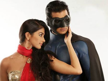 முதல் மூன்று நாட்களில் ரூ 1.60 கோடி வசூலித்த முகமூடி!