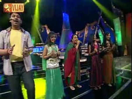 சாக்லேட் மழையும் சங்கீத மழலைகளும்...