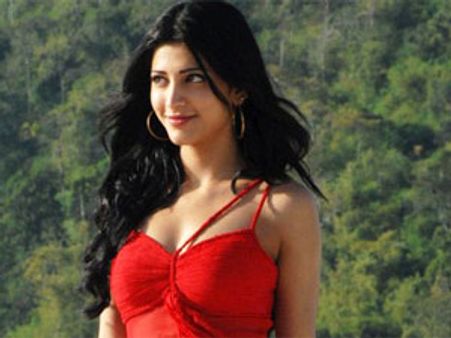 ஸ்ருதிக்கு நடனம் கற்றுத்தரும் பிரபுதேவா