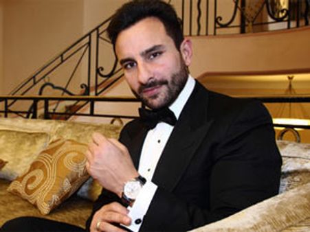 சொகுசு கார்... வரி கட்டாமல் தப்பிக்க தில்லுமுல்லு செய்தாரா 'கோடீஸ்வர' சயீப்?