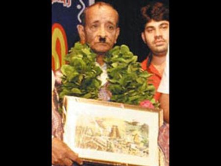 நடிகர் லூஸ் மோகன் மரணம்