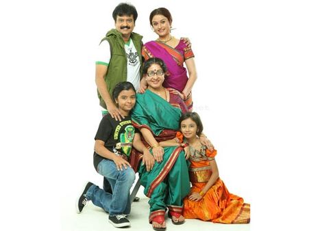 அன்று வில்லனுடன், இன்று காமெடியனுடன்... சோனியாவின் புதுப் பாதை