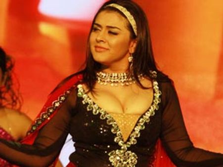 படத் தயாரிப்பு நிறுவனத்தை தொடங்குகிறார் ஹன்சிகா