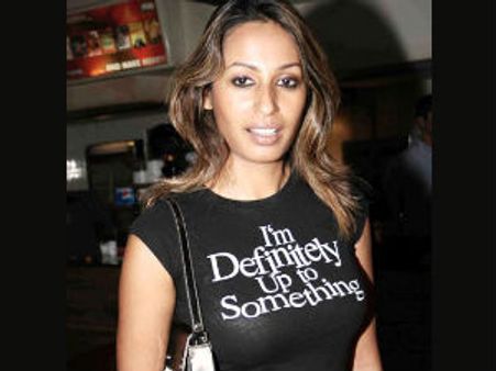 டென்ஷனா இருந்தா 'செக்ஸ்' வச்சுக்குவேன்.. காஷ்மீரா ஷா அதிரடி!