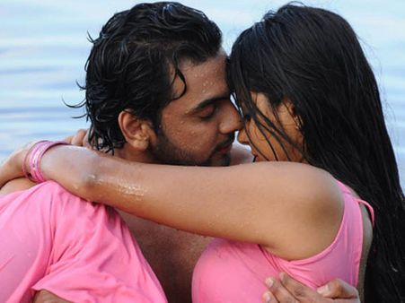 சிவாஜி, காஞ்சனா, நான்காம் பிறை... 3 டிக்கு வந்த திடீர் மவுசு!