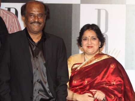 அமிதாப் பிறந்த நாள் விழா... அசத்திய சூப்பர் ஸ்டார்!