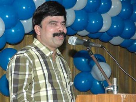 சூப்பர்ஸ்டார் மாதிரி ஆகணும்: பவர்ஸ்டாரின் கனவு