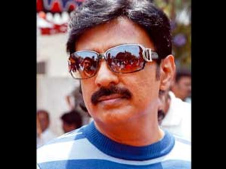 தயாரிப்பாளராகிறார் 'மைக்' மோகன்!