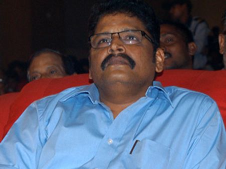 கோச்சடையானில் கேஎஸ் ரவிக்குமார் இல்லை... மாதேஷ் பொறுப்பேற்றார்!