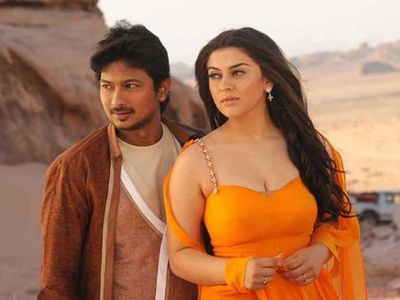 'பில் கேட்ஸ்' போல் சிந்திப்பவர் அண்ணன்.. உதயநிதிக்கும் 'ஜால்ரா' தொடங்கியது!