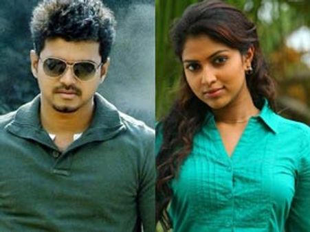 விஜய் - அமலா பால் நடிக்கும் பட பூஜை!