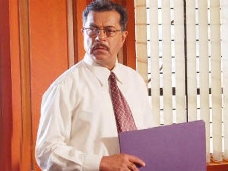 ஏ.ஆர். ரஹ்மானின் இசை ஒரே இரைச்சல்: கிரிஷ் கர்னாட்