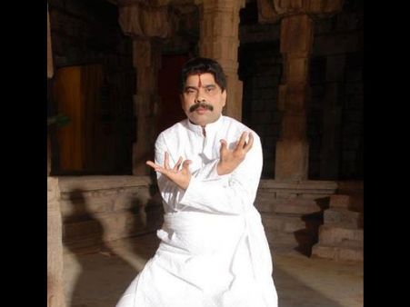 ததீங்கினத.. ததீங்கினத.. 'பவர் ஸ்டார்' சீனிவாசனின் லேட்டஸ்ட் 'லகலக'!