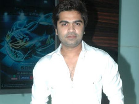 ஷாப்பிங் போகிறதில் பெண்கள் கூட என்னிடம் தோற்றுவிடுவார்கள்: சிம்பு பெருமிதம்