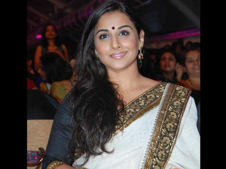 வித்யாவுக்கு மும்பையில் கல்யாணம், சென்னையில் வரவேற்பு... வேலையெல்லாம் 'தீயா' நடக்குது!