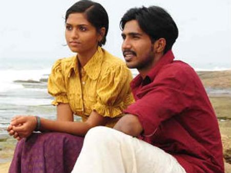 நீர்ப்பறவை படப் பாடலில் மேலும் சில வரிகள் நீக்கம்!