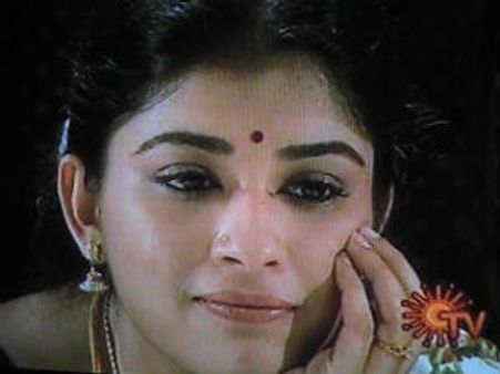 பொம்மலாட்டத்தில் சண்டித்தனம் செய்யும் ப்ரீத்தி!