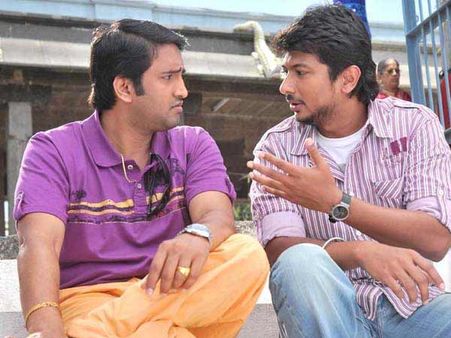 வடிவேலு இல்லாத கேப்பில் கிடா வெட்டும் காமெடியன்கள்!