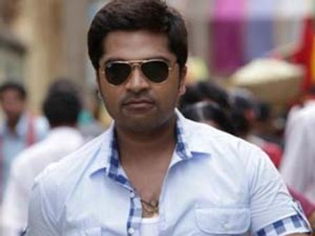 சிம்புவுடன் ரூமுக்குள்ளிருந்து வந்தாரா லேகா வாஷிங்டன்??