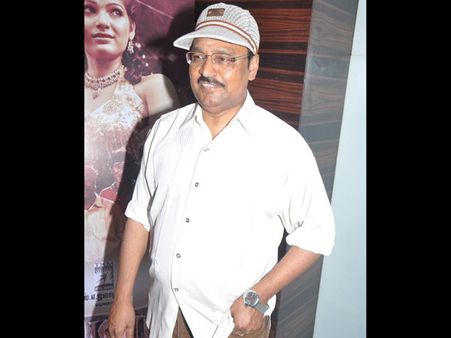 கார்த்தியுடன் கைகோர்க்கும் திரைக்கதை மன்னன் பாக்யராஜ்!