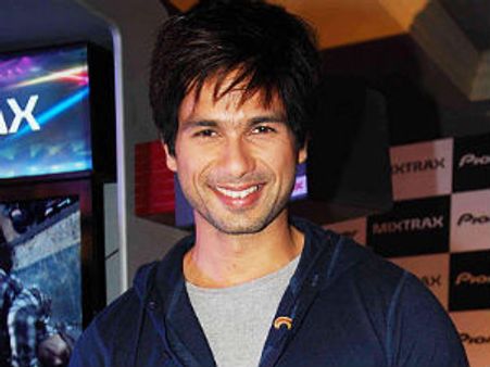 ஹீரோக்களும் இப்படி கெளம்பிட்டாங்களே!!!