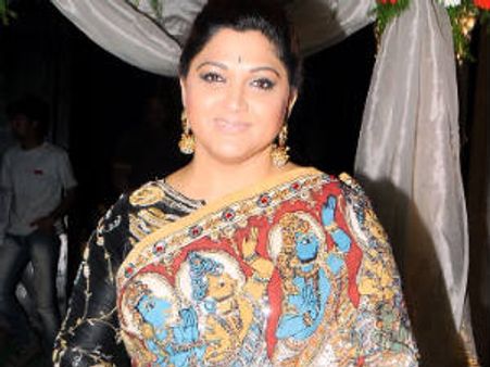 வேலை வெட்டி இல்லாதவங்க - தனக்கு கண்டனம் தெரிவித்தவர்கள் மீது குஷ்பு தாக்கு