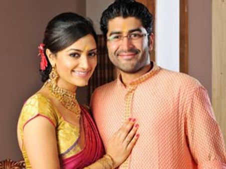 11.11.11ல் நிச்சயதார்த்தம், 12.12.12.ல் விவாகரத்தை அறிவித்தார் மம்தா மோகன்தாஸ்