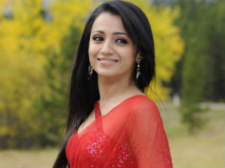 திரையுலகில் 10 ஆண்டுகளை நிறைவுசெய்த த்ரிஷா