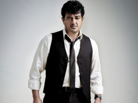 சென்னையில் டிஷ்யூம், டிஷ்யூம் போட்ட அஜீத் குமார்