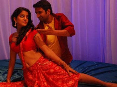 யு பெற்றது கண்ணா லட்டு தின்ன ஆசையா